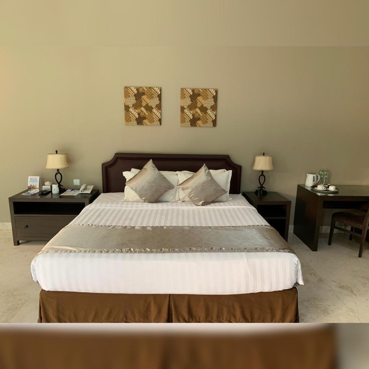 Arainn Bed & Breakfast Tretes Prigen By Ecommerceloka Exterior photo